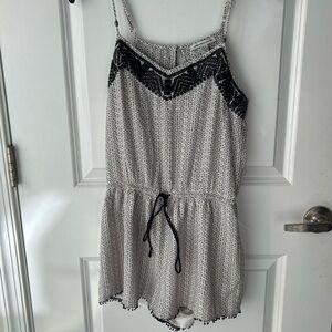 American Eagle Outfitters Black and White Romper